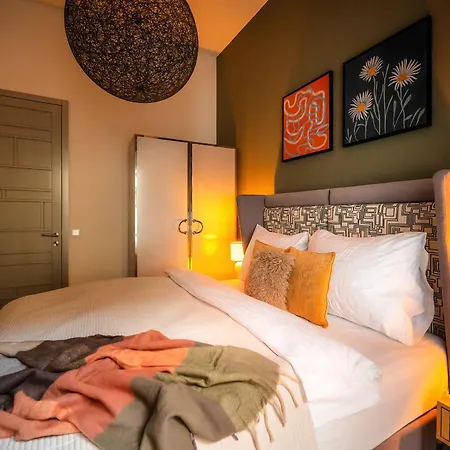 شقة Billionaires Boutique & Premium Suites, Old Town