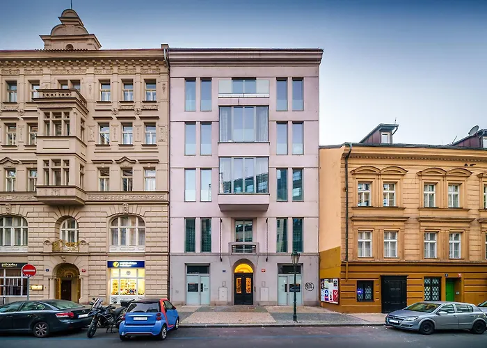 Billionaires Boutique & Premium Suites, Old Town