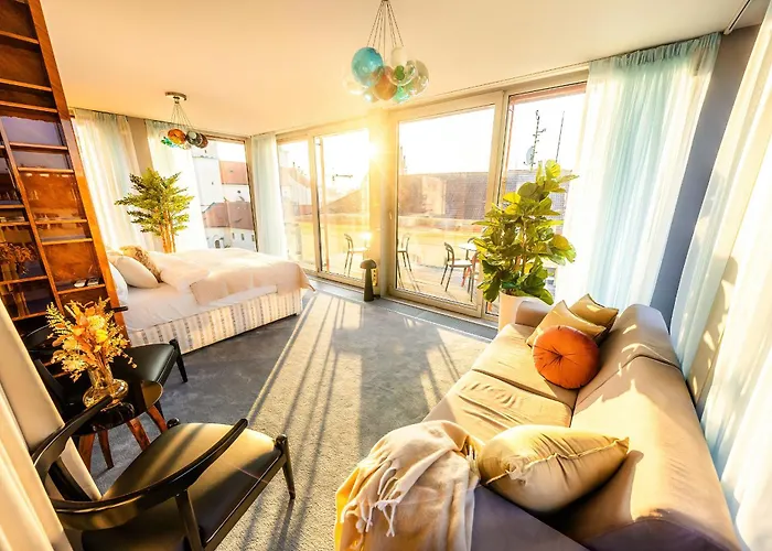 Billionaires Boutique & Premium Suites, Old Town *