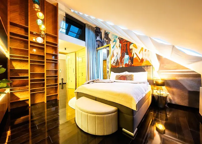 Billionaires Boutique & Premium Suites, Old Town * Prága