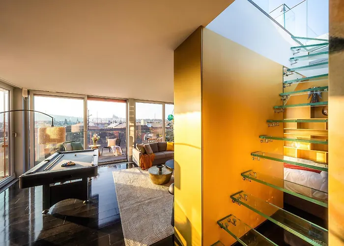 Billionaires Boutique & Premium Suites, Old Town