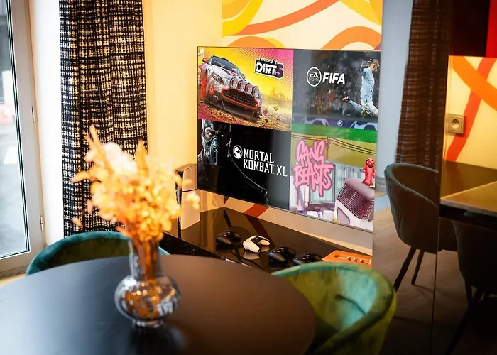 Billionaires Boutique & Premium Suites, Old Town