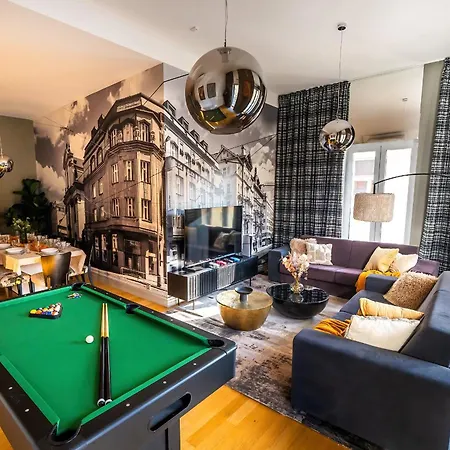 Billionaires Boutique & Premium Suites, Old Town * Prága