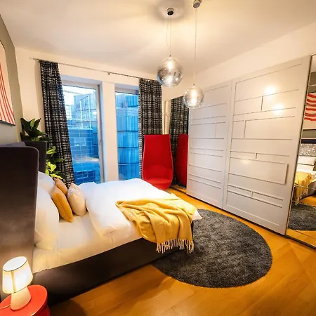 Billionaires Boutique & Premium Suites, Old Town Prága