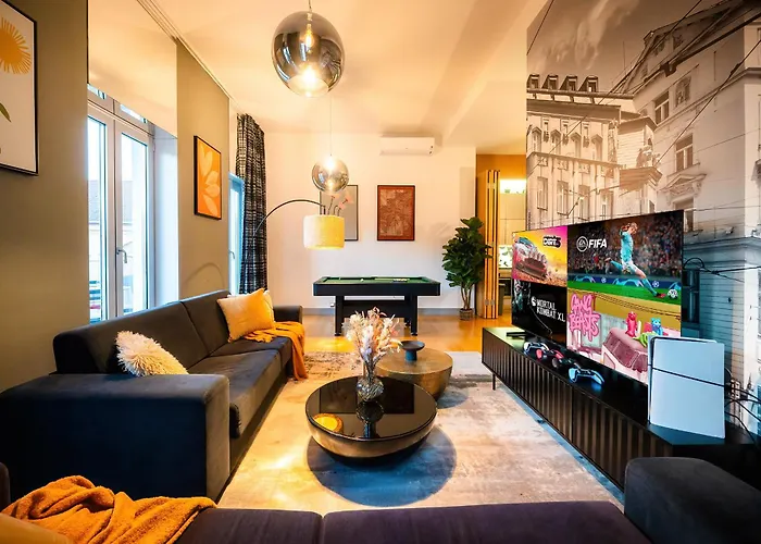 Billionaires Boutique & Premium Suites, Old Town Lejlighed