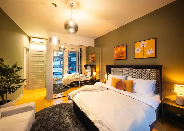 Daire Billionaires Boutique & Premium Suites, Old Town *